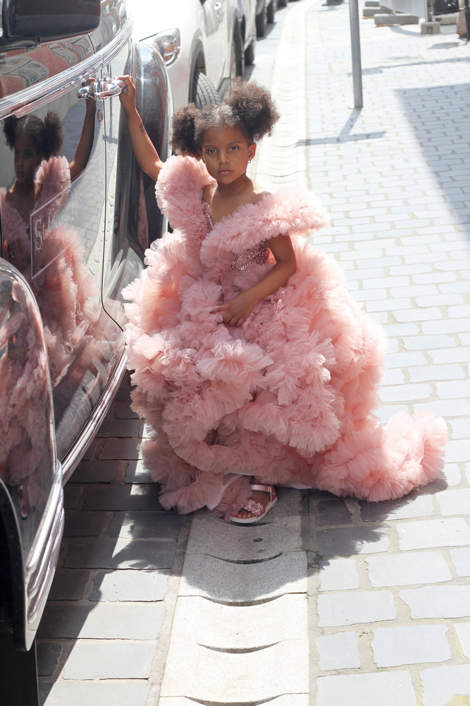 Hire dresses from Viki Mindak IMG_6834