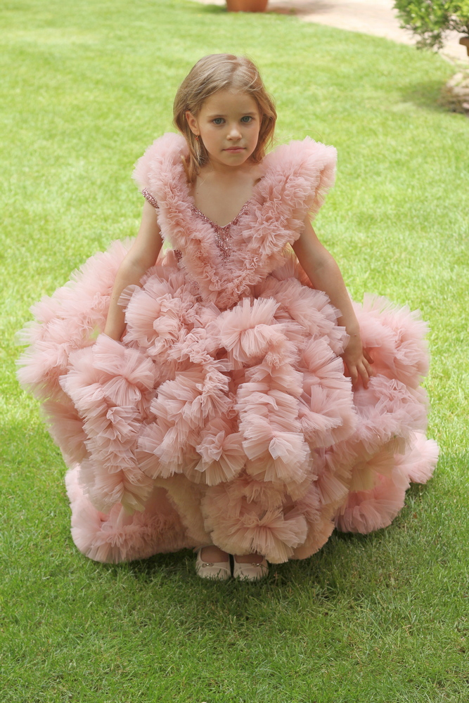 Hire dresses from Viki Mindak IMG_7102
